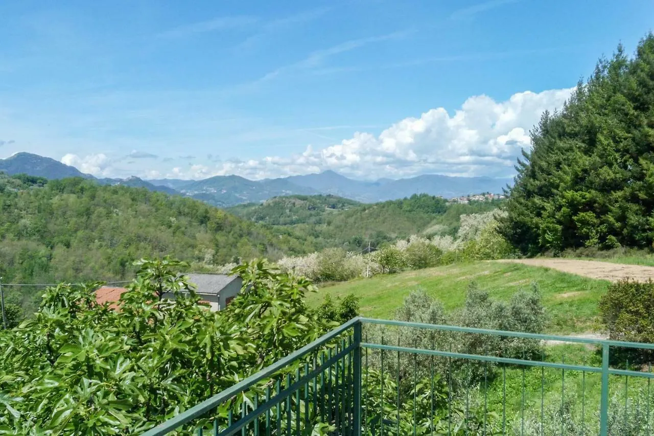 Il Melo Villa Fivizzano 0*,  Italy